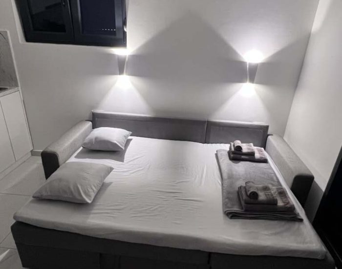 A9FE4AF9-7776-4EB3-ACAC-044FB2B03134