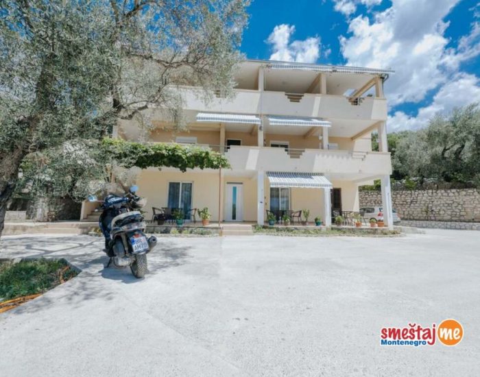 Apartmani- APARTMENT OLIVE GARDEN-smestaj13