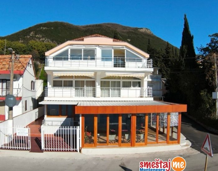 Apartmani-Apartmani-Mondo-Kumbor-privatni-smestaj-u-mestu-Kumbor-smestaj07-1