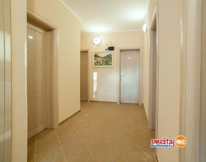 Apartmani-Pansion-Nobel-Buljarica-smestaj02