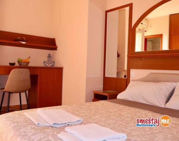 Apartmani-Pansion-Nobel-Buljarica-smestaj04