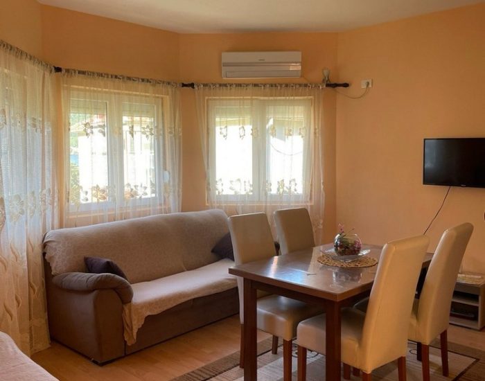 Apartmani Simic Kamenari