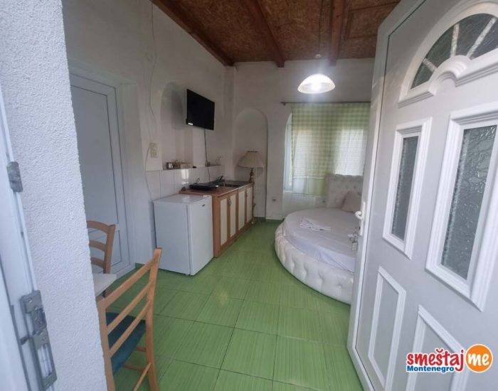 Apartmani-smjestaj--old-House-Herceg Novi-apartman.me00008