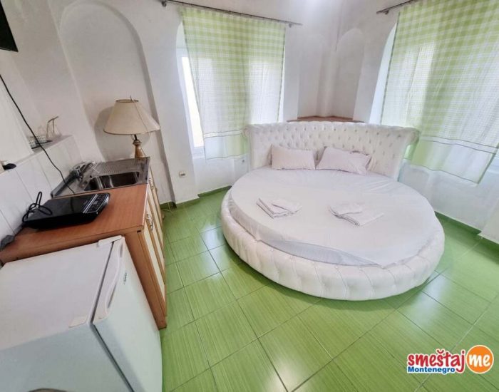 dvokrevetni apartman studio soba