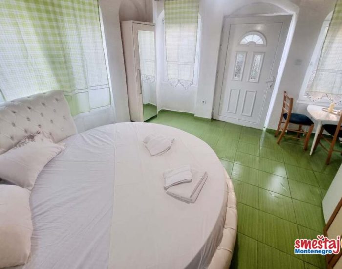 dvokrevetni apartman studio soba