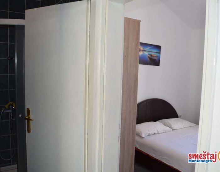 Smestaj-Apartman-Vidakovic-Rafailovici-apartman.me00005