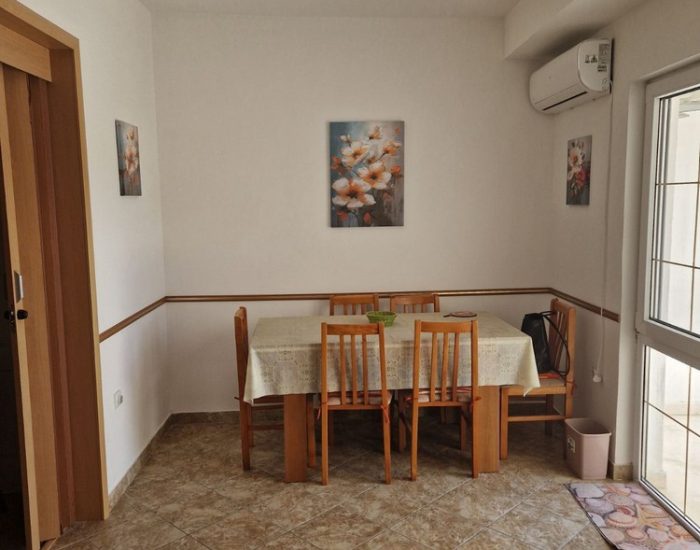 Smestaj-Apartmani-Stan-Mirjana-Sutomore-apartman.me00010-1