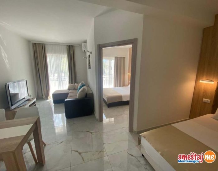 Smestaj-Apartments-Vila-Sara-M-Ulcinj-apartman.me00003