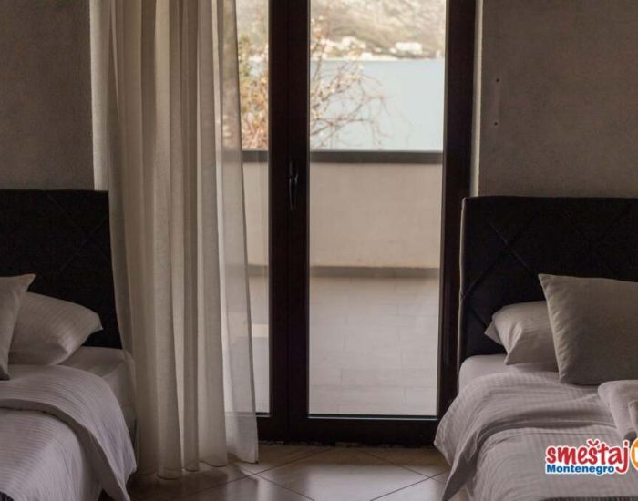 Smestaj-Step-tor-Bay-stoliv-apartman.me00002-1