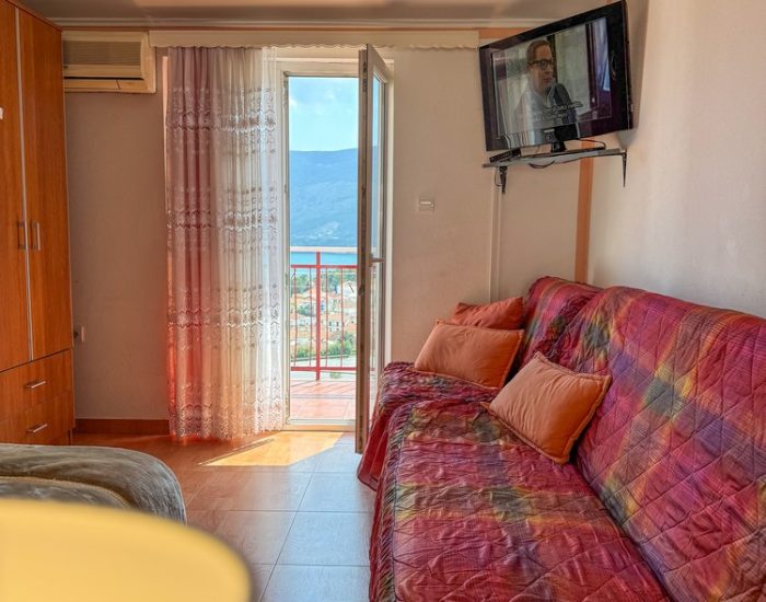 smestaj-Maric-Igalo-apartmani01